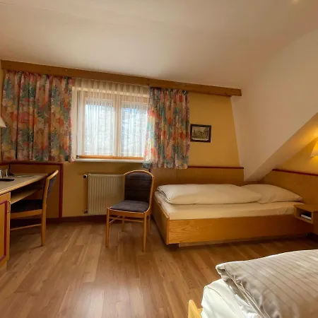Rothsee Otel