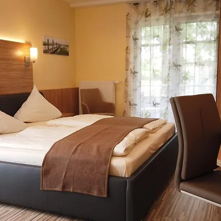 Hotel Rothsee 3*