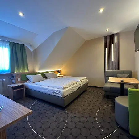Rothsee Otel