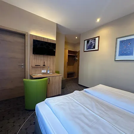 Rothsee Hotel 3*