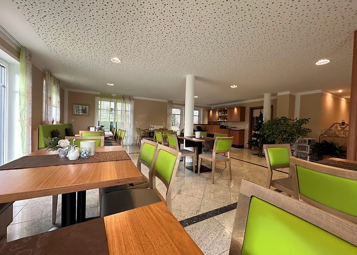 Rothsee 3*
